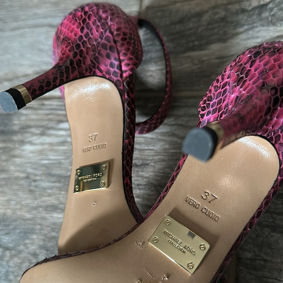 Michael Kors Luxury Collection Python Embossed Leather Sandal - Picture 8 of 11